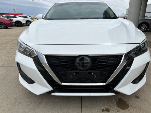 2022 Nissan Sentra SV - Picture 6 of 12