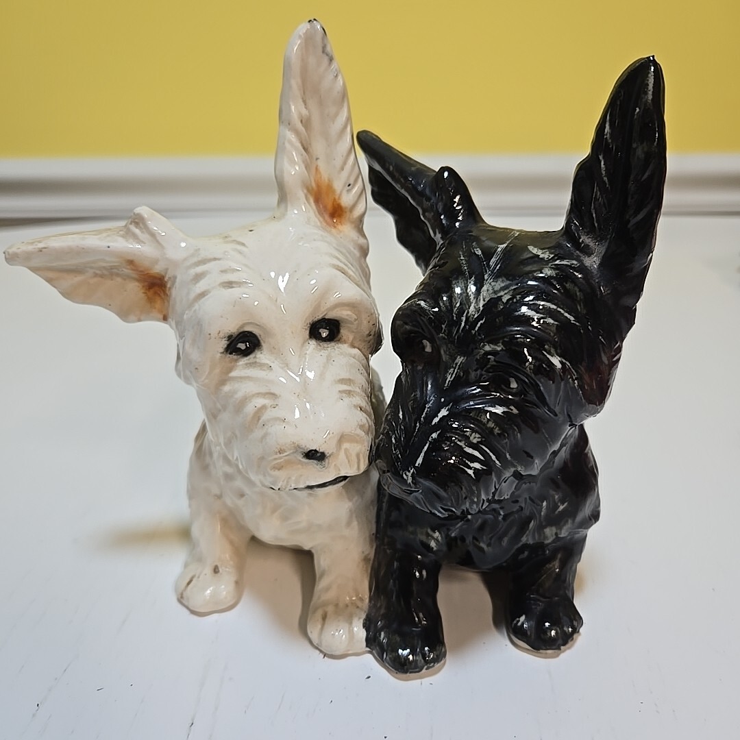 Vintage Dog Figurine Made In Japan Terriers  Attached MCM