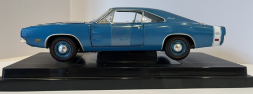 1:18 Ertl American Muscle 1969 Dodge Charger R/T - BLAU - keine Box, Lackfehler - Bild 1 von 7