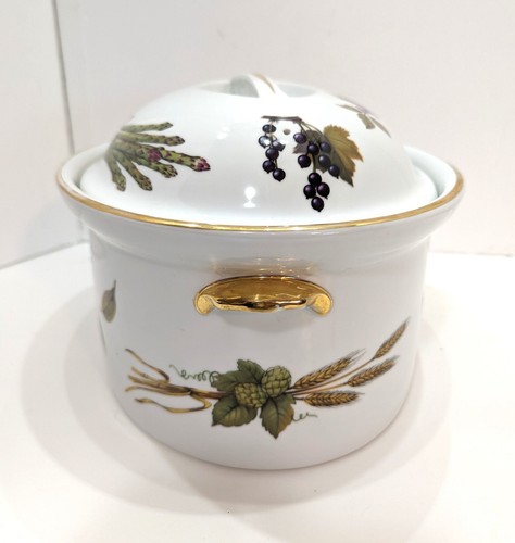 Royal Worcester Evesham Gold Large 4.5 Qt Oval Covered Casserole 12" England - Picture 5 of 8