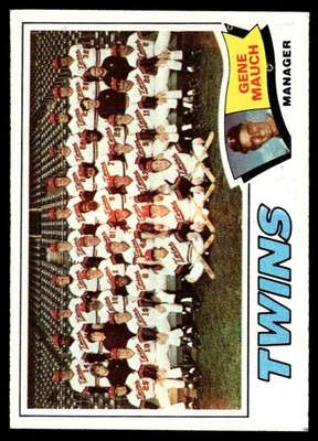 1977 Topps Minnesota Twins - Gene Mauch Minnesota Twins #228