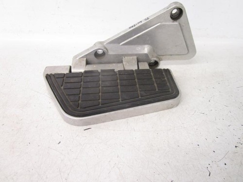 85 Honda GL 1200 Goldwing Left Pasenger Peg Floor 50810-MG9-870 1984-1985