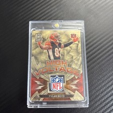 Tyler Boyd 2020 Panini Spectra High Voltage Gold Vinyl NFL Shield 1/1 #2