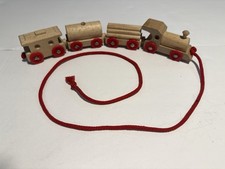 VINTAGE Wooden Pull Along Train 4 Pieces Toy