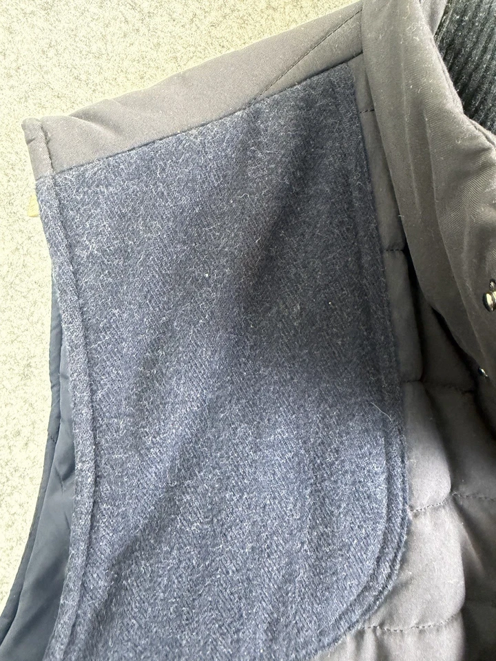 Chaleco Barbour Para Hombre Grande Azul Acolchado Bradford Chaleco Azul Aguaceta Cremallera Completa A Presión Foto 3 de 4