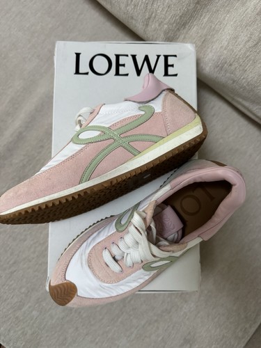 LOEWE Women’s Flow Runner Sneakers Pink Bonbon Size 6 Excellent