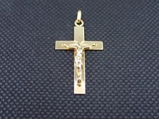 Croix avec Christ en Or jaune 750/ème de 1.49g / Bijoux d'occasion