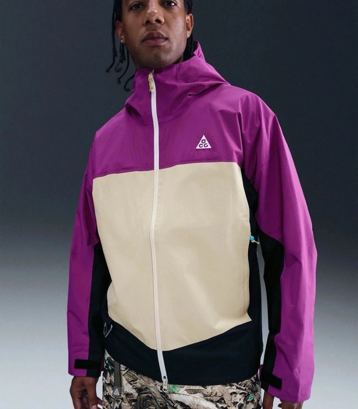Nike ACG Morpho Storm-Fit Seam Sealed Jacket Men'fs Medium HJ2687-505 adv rain
Opens in a new window
