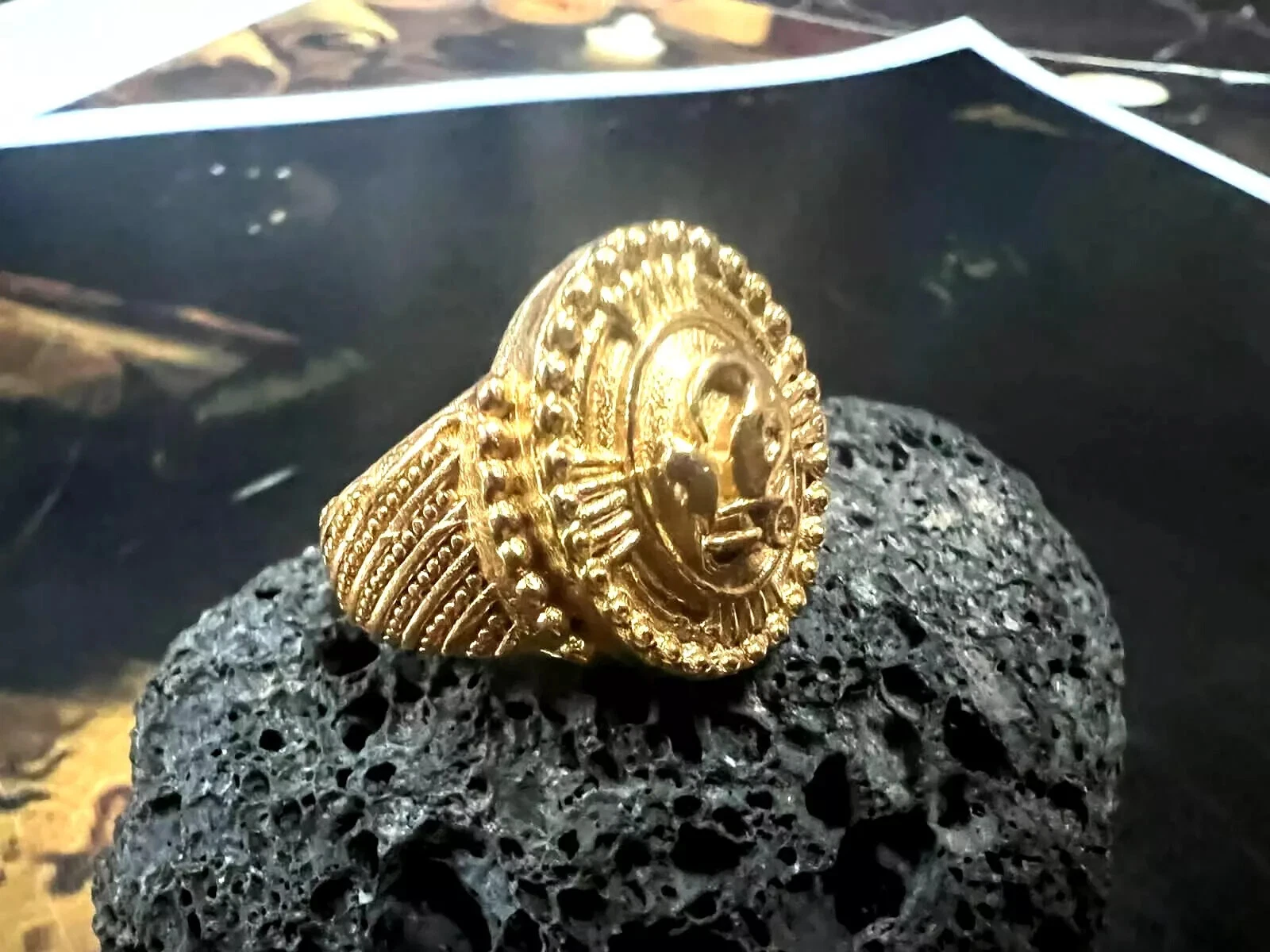 Vintage Magic Wealth Ring – Unlock Lottery Luck & Trillionaire Success