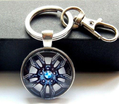 Wheel rim keychain pendant necklace alloy wheel keychain BMW, Car keychain BMW  - Afbeelding 1 van 6