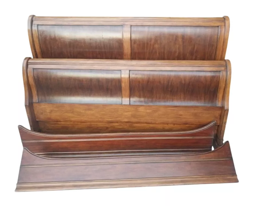 Marco de cama king cama trineo toscana Ethan Allen Foto 2 de 4