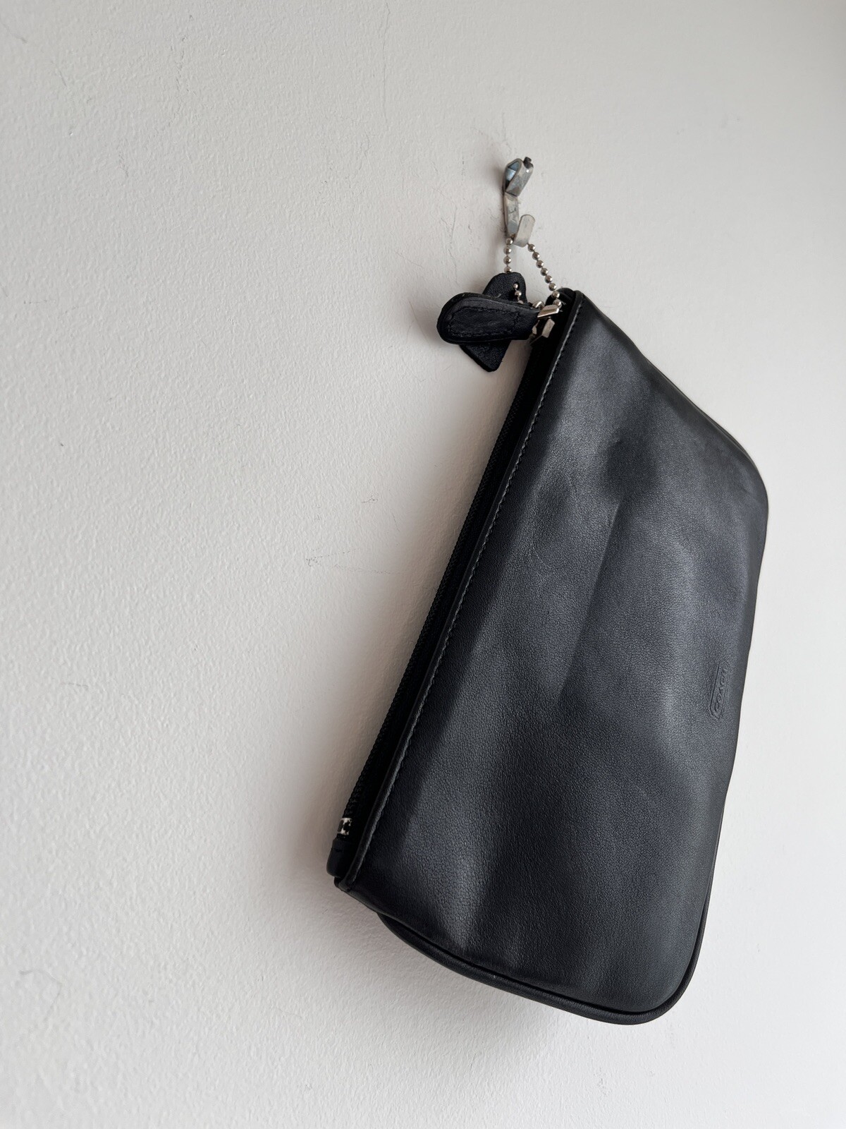 Coach Cosmetics Bag Black Leather Vintage Makeup Skin… Gem