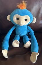 Fingerlings Plush Monkey HUGS BORIS Blue Interactive Stuffed Pet WowWee 15  