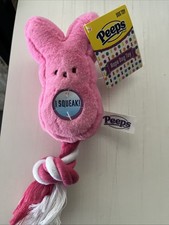Juguete de cuerda para perro Peeps de 7 pulgadas - rosa/chirridos