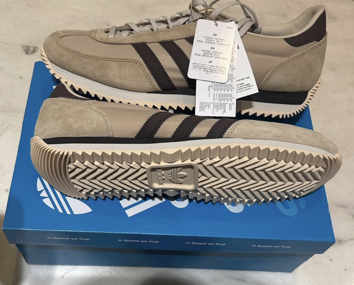 Seller photo, eBay