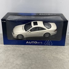 AUTOart 1:18 Mercedes-Benz CL600 W215 White Diecast Model w/ Box & Display Base