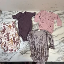 Kate Quinn Lot Of 4 Outfits Baby Girl 3-6, 6-12 Months Organic Cotton Bodysuits