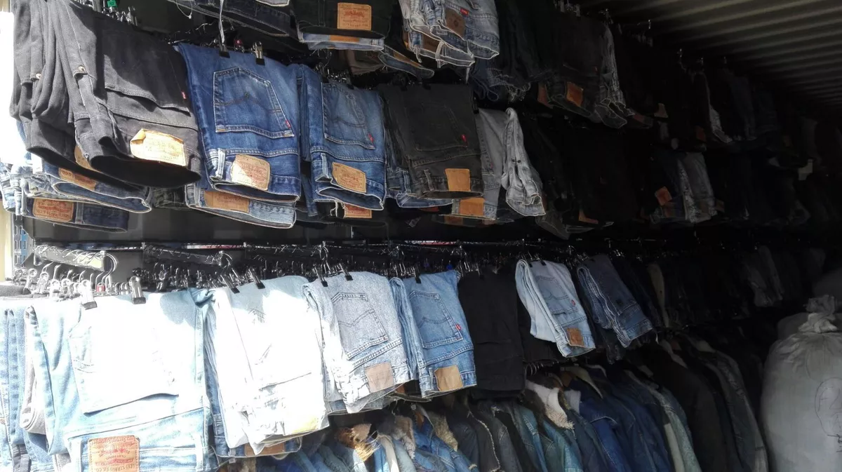WHOLESALE100 PCS VINTAGE LEVI S 501 JEANS WHOLESALE JOB LOT RANDOM