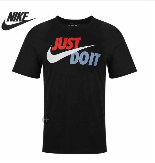 Nike Men's Sportswear Short Sleeve 