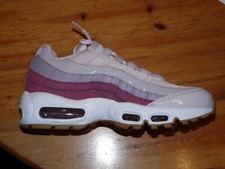 Tolle NIKE WMNS AIR MAX 95, neuweritg, Gr.37,5, Rose-Weinrot-Weiss