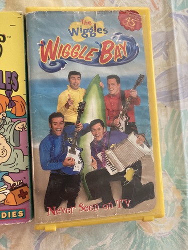 Lot (3) Vintage Barney Wiggles Rugrats VHS Tapes Educational Children's Shows - Picture 3 of 5