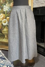 Vintage 1960s Panther Grey 100 Wool Grey Skirt Pockets Size 11/12 Medium