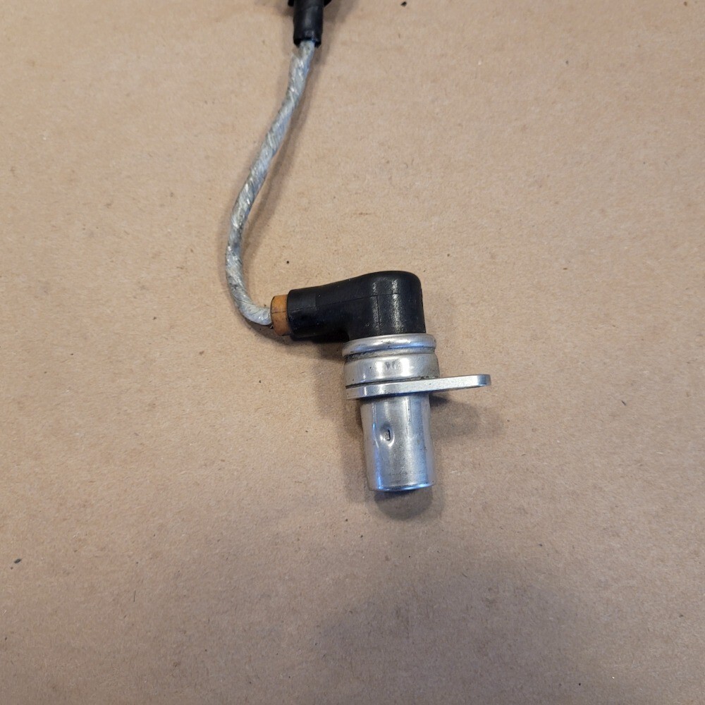 Ferrari 512 TR Mondial Crankshaft Sensor Bosch 0261210029 Ferrari 130975