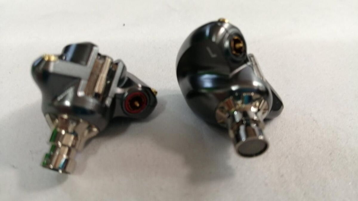 ACOUSTUNE HS1790TI In-Ear Monitors High-End Audiophile ACOUSTUNE HS1790TI In-Ear Monitors High-End Audiophile