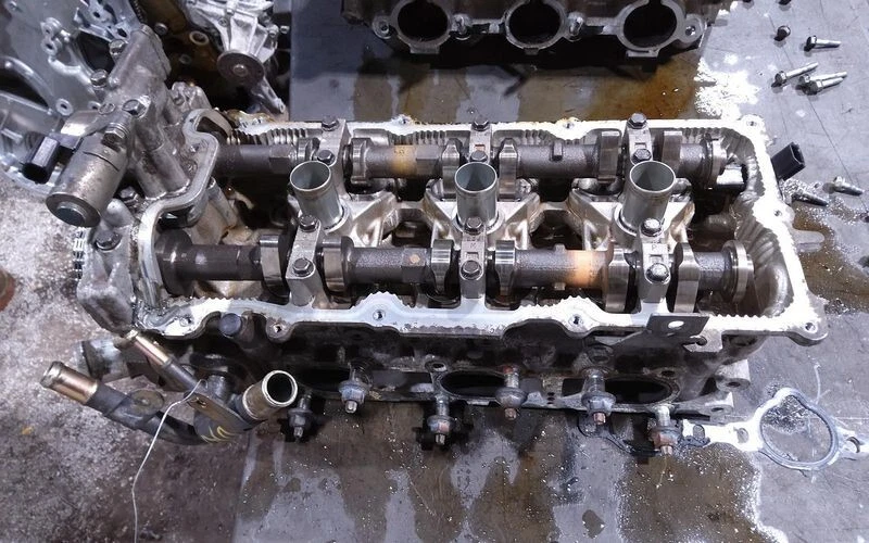 2005-2017 Nissan Frontier 4.0L LH Cylinder Head Assembly 6 Cylinder DOHC OEM Foto 2 de 2