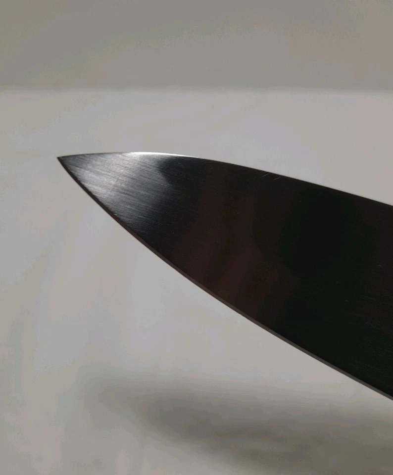 Mercer Culinary Ultimate White 8-inch Chef's Knife M18110 - Image 4 of 4