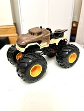 Hot Wheels Tow Truck 1:24