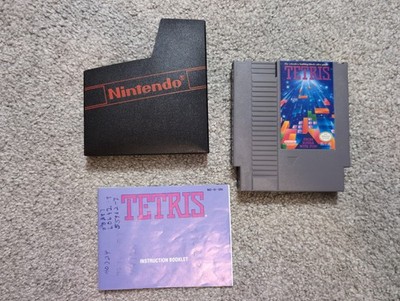 Tetris (NES) Nintendo Classic Original  with manual and sleeve -- TESTED