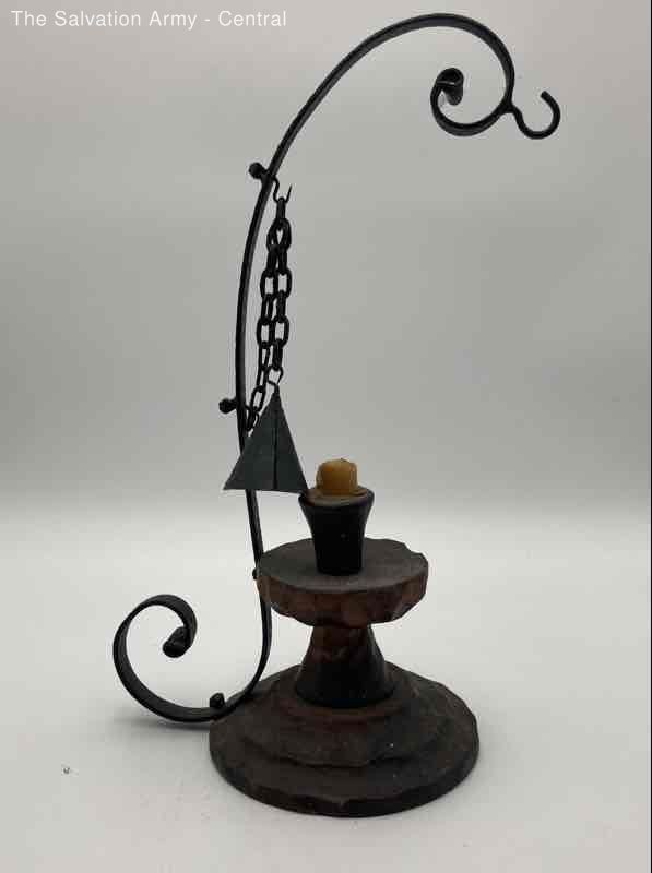 Vintage Black Brown Metal Hand-Carved Decorative Candle Holder Lamp
