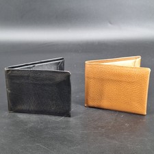 2 Vintage Men's Leather Bifold Wallets Black / Tan Brown Textured