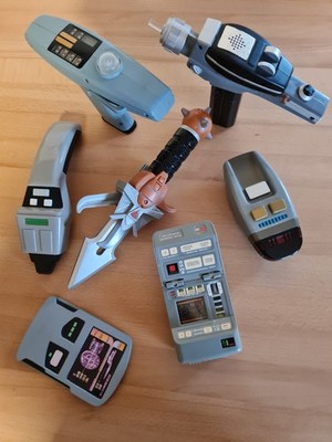 6 alte  STAR TREK PHASER usw. von Paramount Pictures ab 1993 - 1998 . Funktion !