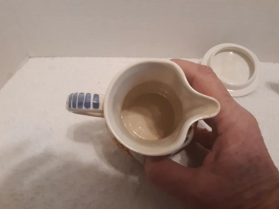 Red Wing Orleans Creamer/Sugar Bowl, Salt and Pepper Shakers - Image 3 of 4