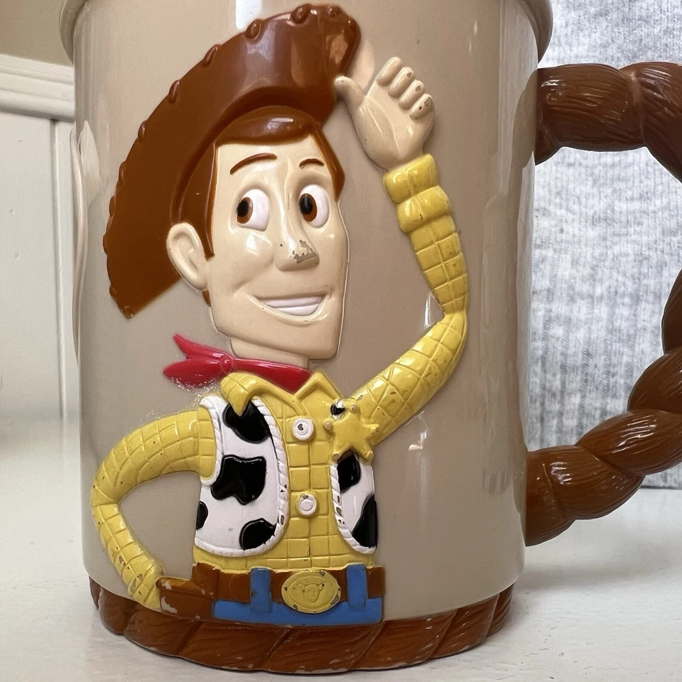 2 tazas de plástico Pixar Toy Store de Disney 1996 Buzz Lightyear y Woody Ocean Spray Foto 2 de 4