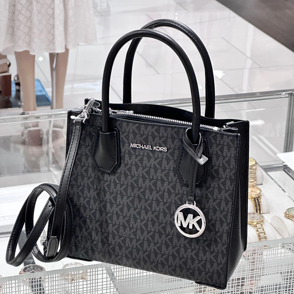 Michael Kors Mercer Medium Messenger