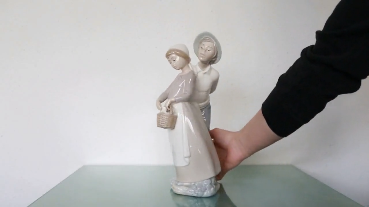 NAO figurine PORCELAIN Vintage Spain GLAZED Completely UNDAMAGED