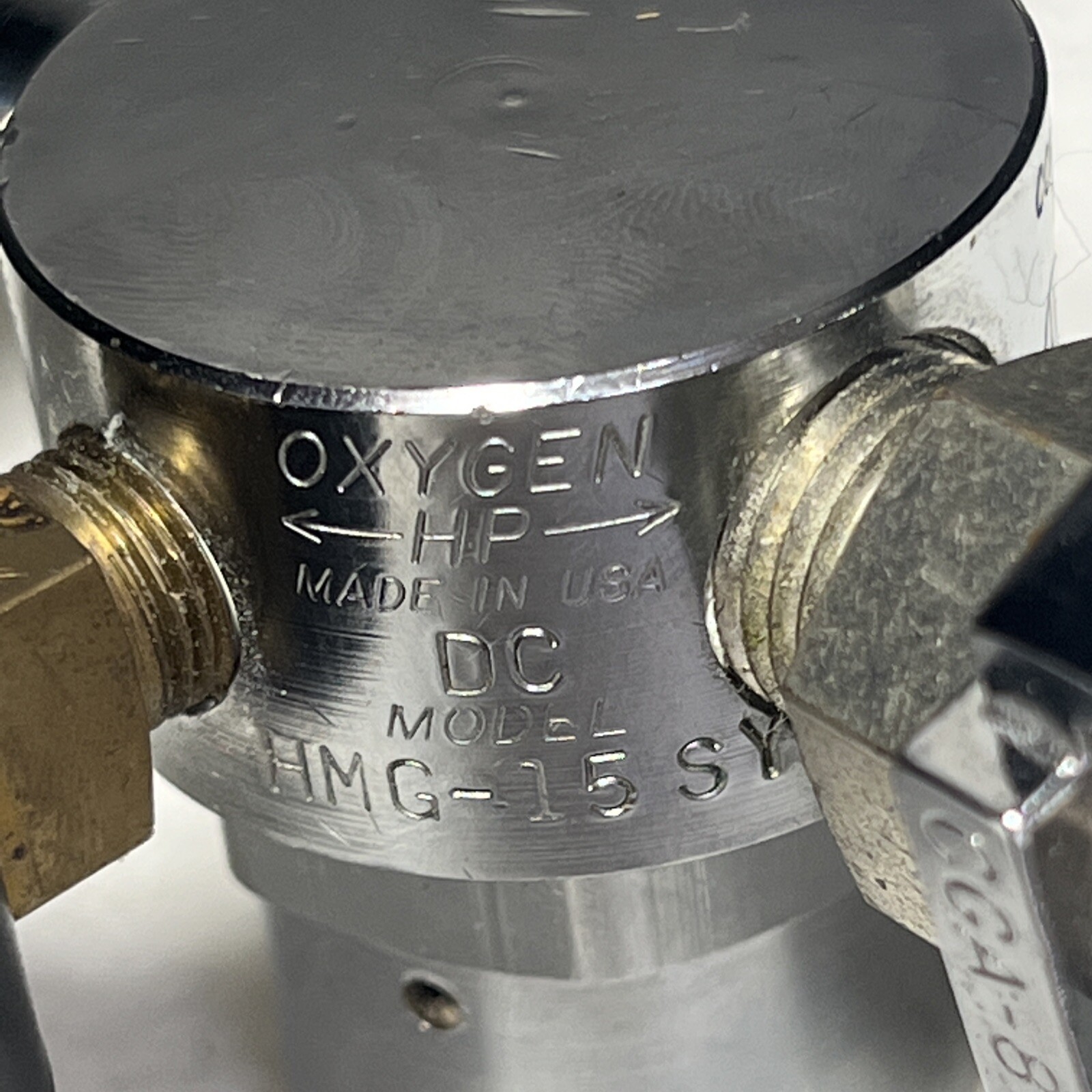 VICTOR PRODUCTS COMPRESSED GAS REGULATOR Z3053 541L SA568 GSA STANDARD