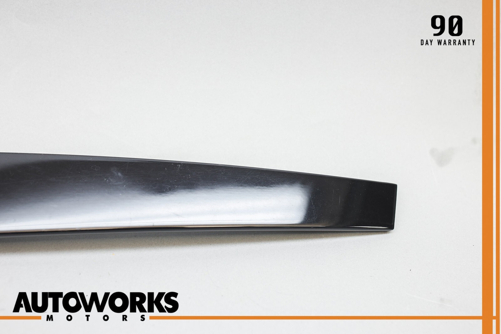 03-13 Maserati Quattroporte M139 Rear Right Exterior B-Pillar Moulding Trim OEM