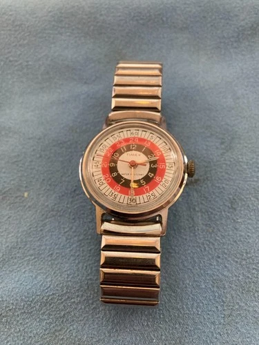 Vintage 70s Timex Sprite "Bullseye" Mens Watch