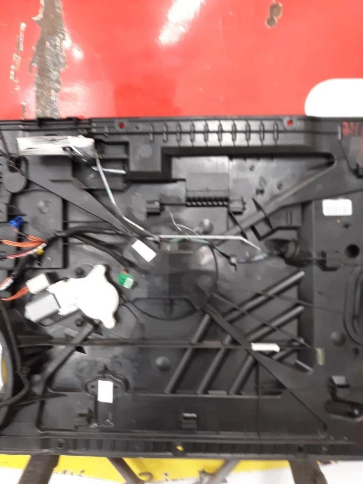 RAM5500   2015 Front Window Regulator 82113 - Image 3 of 4