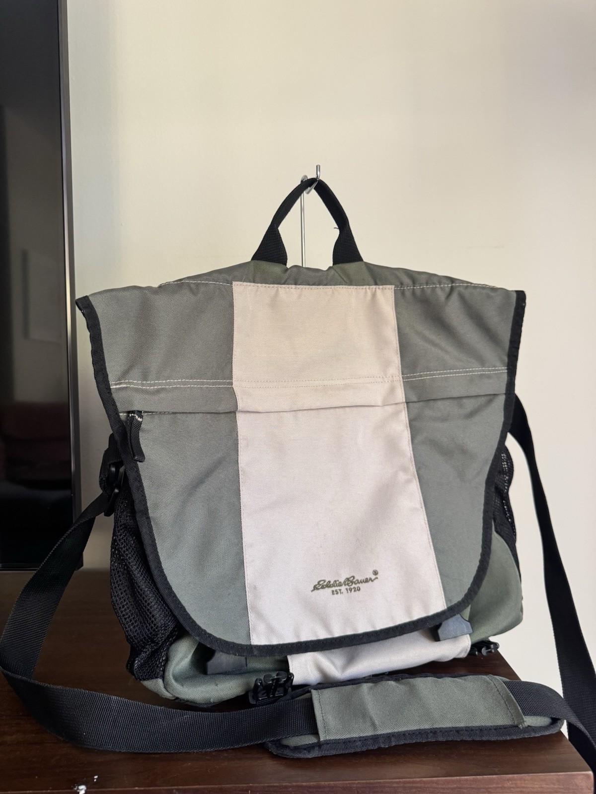 Eddy Bauer Men Messenger Bag Shoulder Bag  Green