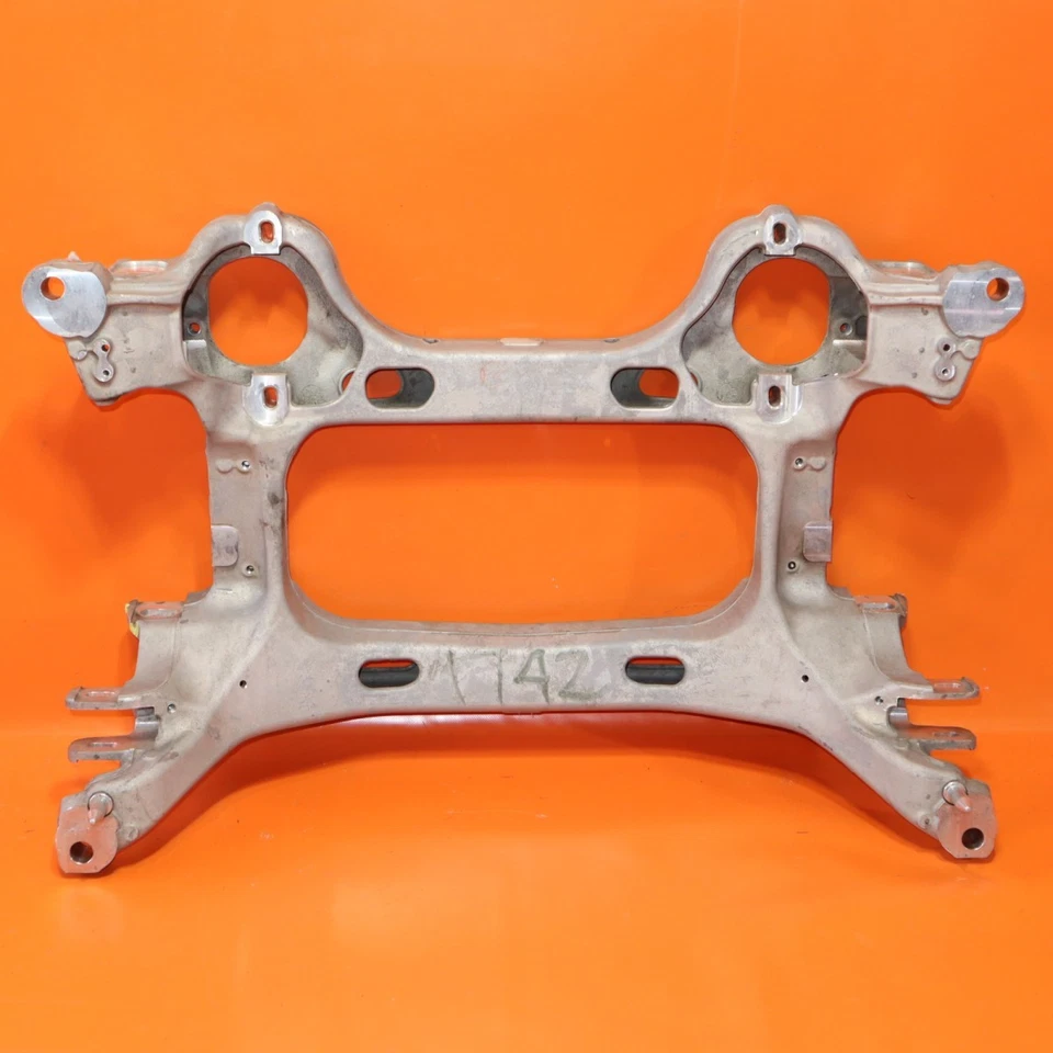 Subchasis trasero Chevy Corvette Crossmember 2015 2016 2017 2018 2019 Z06 23217711 Foto 4 de 4