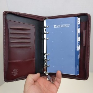 Day Runner Zip Planner Floral Tapestry Faux Leather Organizer 6 Ring Vintage