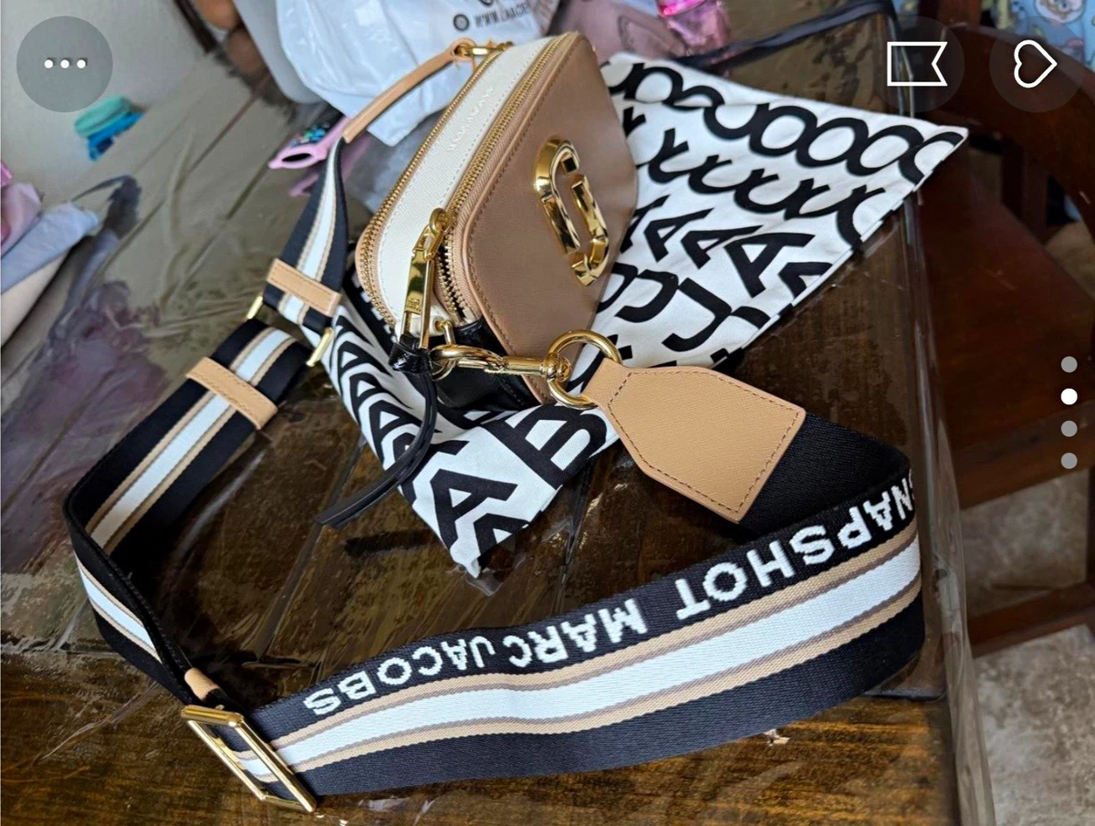 MARC JACOBSのバッグです。 チェーンショルダーバッグ ホワイト MARC