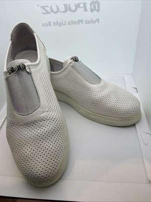 Molly Bessa Italy Women s Leather Comfort Shoes EU 40 Slip On Cushioned Beige