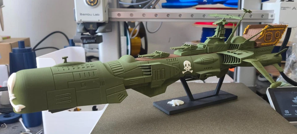 ALBATOR Vaisseau Pirate ARCADIA - Captain Harlock - VERT OLIVE - Immagine 2 di 4