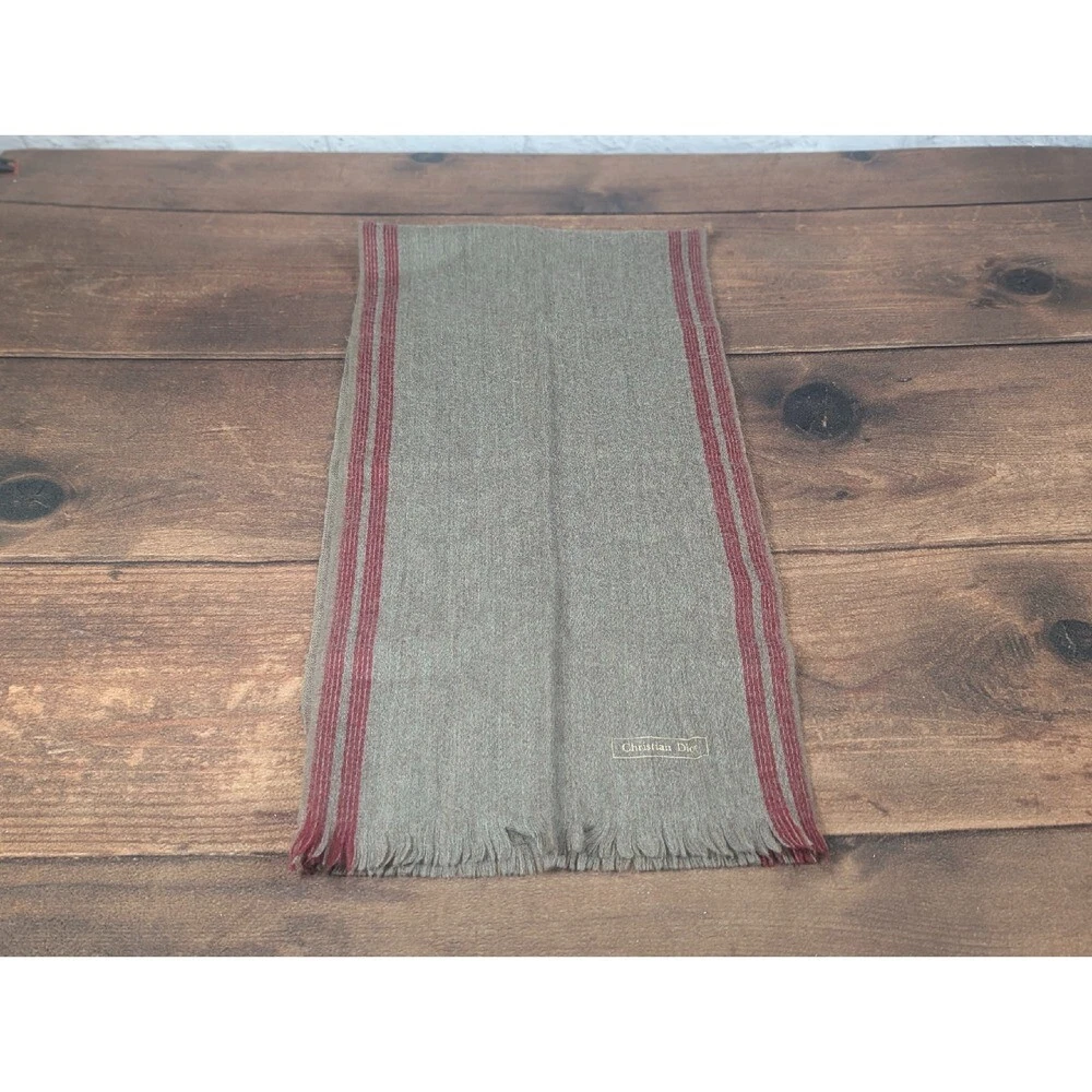 Foulard Christian Dior laine mérinos rayé frangé fabriqué au Japon